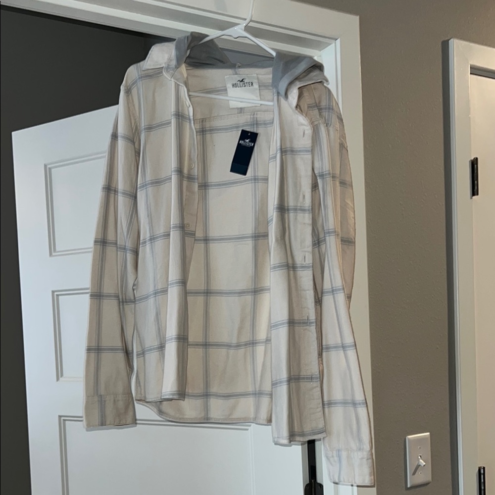 Hollister White and Gray Lightweight Shirt Jacket